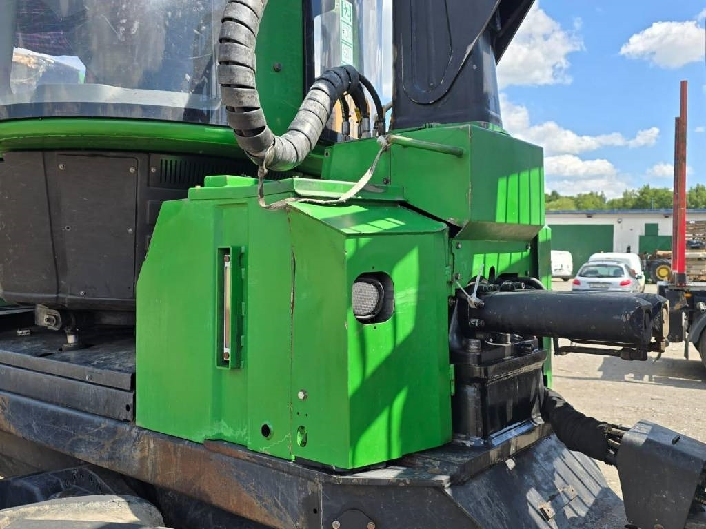 Autocargador John Deere 810 E: foto 11 Autocargador John Deere 810 E: foto 11