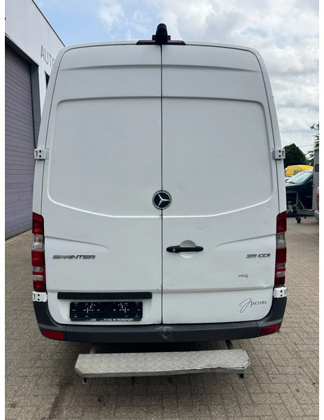 Mercedes-Benz Sprinter 311 **COOLING FOR MEDICATION TRANSPORT-EURO6B-AIRCO** - Furgoneta frigorifica: foto 5 Mercedes-Benz Sprinter 311 **COOLING FOR MEDICATION TRANSPORT-EURO6B-AIRCO** - Furgoneta frigorifica: foto 5