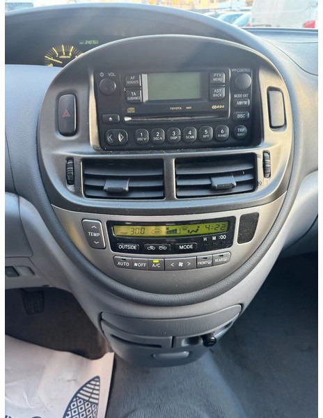 Coche Toyota Previa **7SEATS-AC-FRENCH CAR**: foto 11