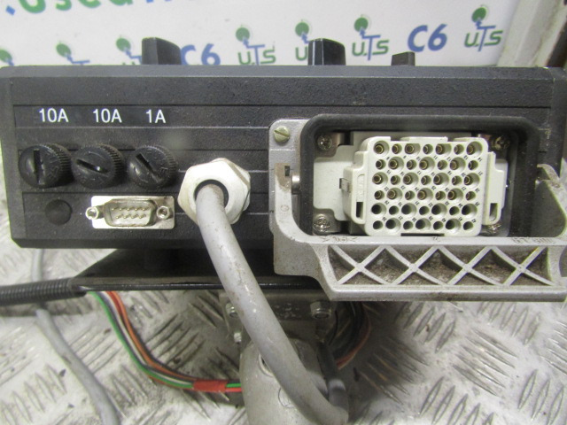 CUTHBERTSON GRITTER IN CAB CONTROL UNIT - Unidad de control para Vehículo municipal: foto 3 CUTHBERTSON GRITTER IN CAB CONTROL UNIT - Unidad de control para Vehículo municipal: foto 3