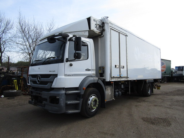 MERCEDES AXOR 1824 EURO 5 BREAKING ALL PARTS - Camión: foto 1 MERCEDES AXOR 1824 EURO 5 BREAKING ALL PARTS - Camión: foto 1