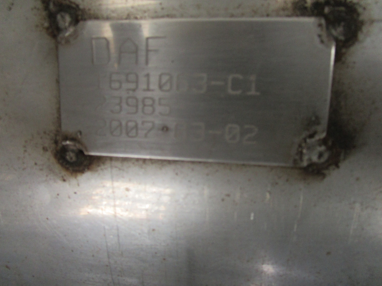 DAF CF 75/85 DPF CAT EXHAUST P/NO 1691063-C1/23985 - Silenciador/ Sistema de escape para Camión: foto 3 DAF CF 75/85 DPF CAT EXHAUST P/NO 1691063-C1/23985 - Silenciador/ Sistema de escape para Camión: foto 3