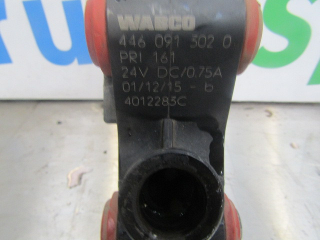 DAF LF 220 EURO 6 AD BLUE DOSING PUMP WABCO P/NO 446 091 3020 - Motor y piezas para Camión: foto 2 DAF LF 220 EURO 6 AD BLUE DOSING PUMP WABCO P/NO 446 091 3020 - Motor y piezas para Camión: foto 2