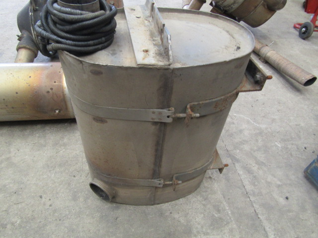 DAF LF 55 CAT/DPF EURO 5 FITS 220/250 - Silenciador/ Sistema de escape para Camión: foto 3 DAF LF 55 CAT/DPF EURO 5 FITS 220/250 - Silenciador/ Sistema de escape para Camión: foto 3