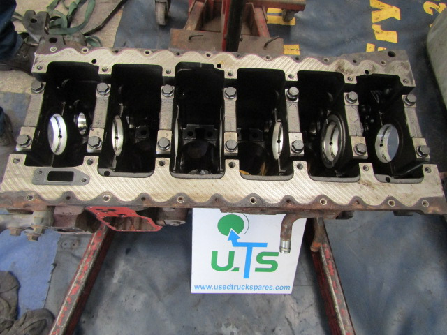 DAF LF 55 EURO 6 PX7-164 ENGINE BLOCK P/NO 499044304 /81-04-070 - Motor y piezas para Camión: foto 2 DAF LF 55 EURO 6 PX7-164 ENGINE BLOCK P/NO 499044304 /81-04-070 - Motor y piezas para Camión: foto 2