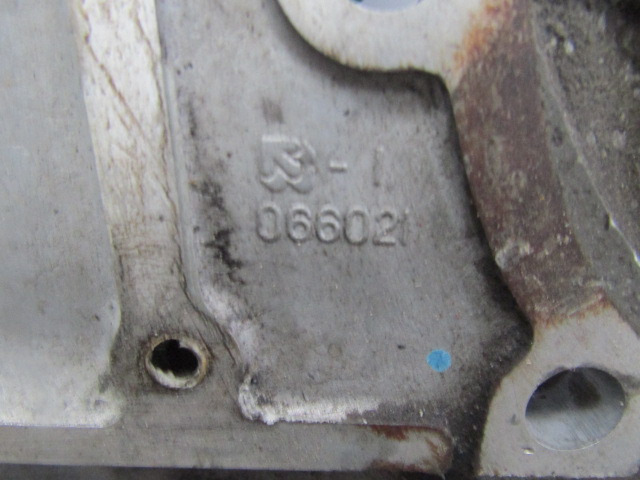 HINO 300 SERIES (N04C) FLYWHEEL BELL HOUSING P/NO 066021 - Motor y piezas para Camión: foto 3 HINO 300 SERIES (N04C) FLYWHEEL BELL HOUSING P/NO 066021 - Motor y piezas para Camión: foto 3