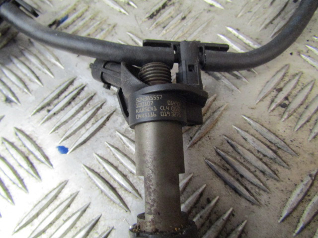 IVECO DAILY 3.0 EURO 5 BOSCH INJECTORS P/NO 04451160193271 - Procesamiento de combustible para Camión: foto 2 IVECO DAILY 3.0 EURO 5 BOSCH INJECTORS P/NO 04451160193271 - Procesamiento de combustible para Camión: foto 2