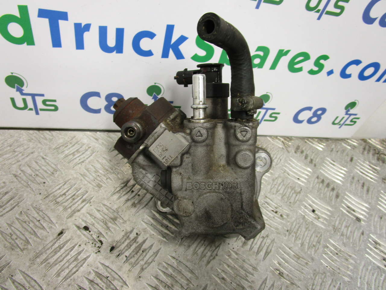 IVECO DAILY 3.0 FICE3481C BOSCH FUEL PUMP P/NO 0445010512 - Procesamiento de combustible para Camión: foto 1 IVECO DAILY 3.0 FICE3481C BOSCH FUEL PUMP P/NO 0445010512 - Procesamiento de combustible para Camión: foto 1