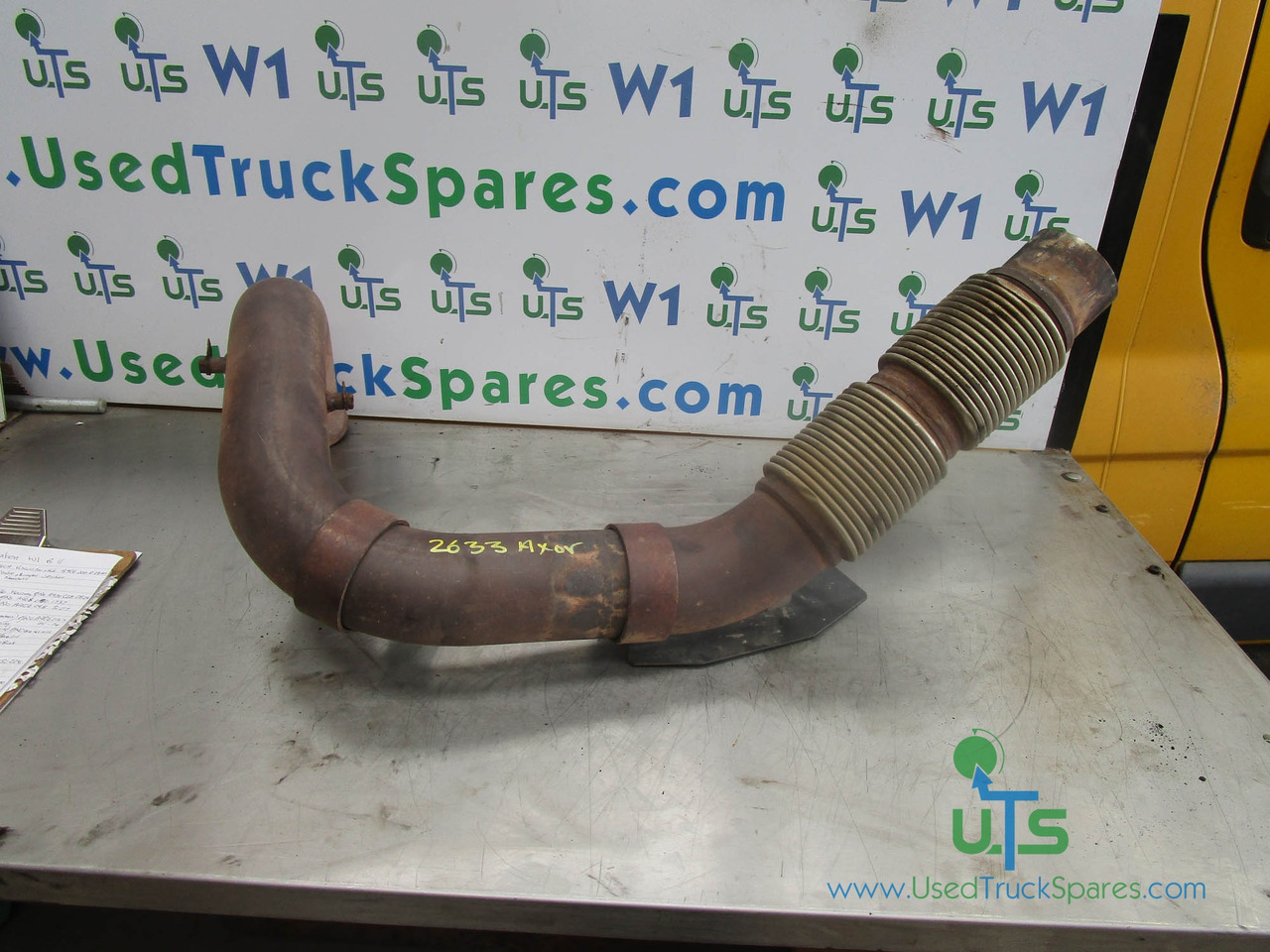 MERCEDES AXOR 2633 OM926 EXHAUST FRONT PIPE - Motor y piezas para Camión: foto 1 MERCEDES AXOR 2633 OM926 EXHAUST FRONT PIPE - Motor y piezas para Camión: foto 1