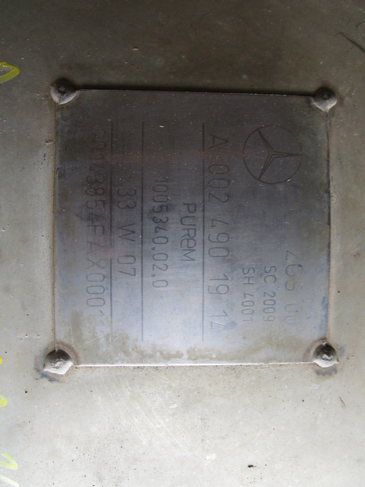 MERCEDES AXOR DPF CAT P/NO A0024901914 - Silenciador/ Sistema de escape para Camión: foto 2 MERCEDES AXOR DPF CAT P/NO A0024901914 - Silenciador/ Sistema de escape para Camión: foto 2