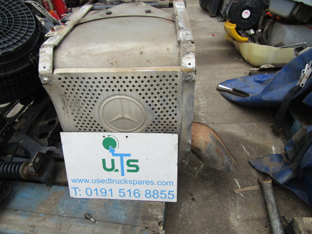 MERCEDES AXOR DPF P/NO A00024900014 - Silenciador/ Sistema de escape para Camión: foto 1 MERCEDES AXOR DPF P/NO A00024900014 - Silenciador/ Sistema de escape para Camión: foto 1