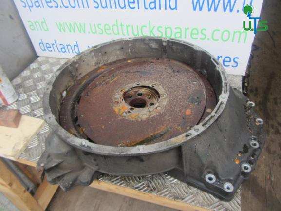 MERCEDES ECONIC FLYWHEEL BELLHOUSING - Volante de inercia para Camión: foto 1 MERCEDES ECONIC FLYWHEEL BELLHOUSING - Volante de inercia para Camión: foto 1