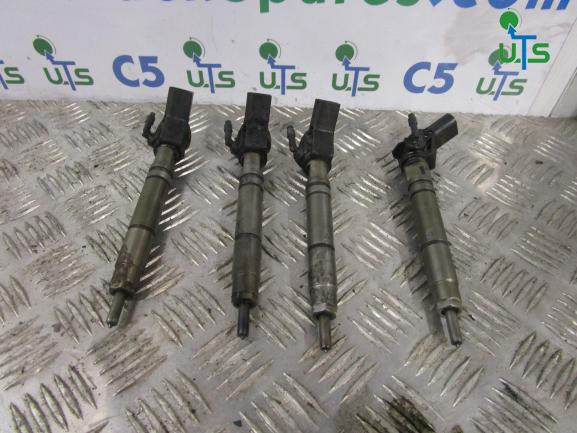 MERCEDES SPRINTER 313 INJECTORS P/NO 1445115 - Procesamiento de combustible para Camión: foto 1 MERCEDES SPRINTER 313 INJECTORS P/NO 1445115 - Procesamiento de combustible para Camión: foto 1