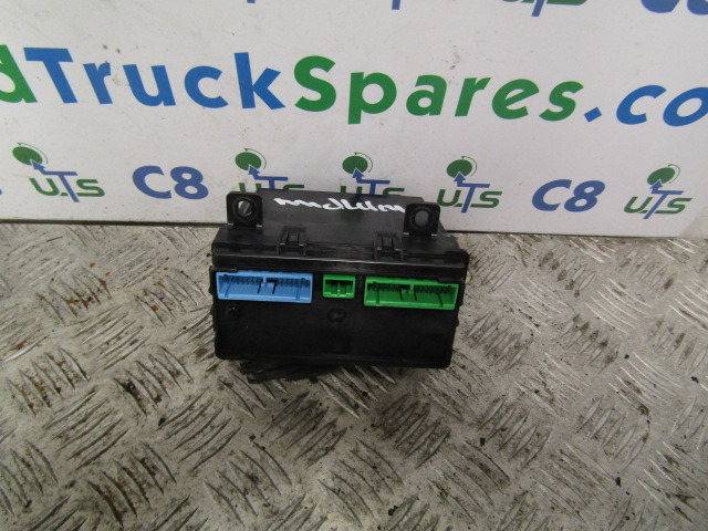 RENAULT MIDLUM DXI VECU MODULE P/NO 7421313712-PO3 - Sistema eléctrico para Camión: foto 1 RENAULT MIDLUM DXI VECU MODULE P/NO 7421313712-PO3 - Sistema eléctrico para Camión: foto 1