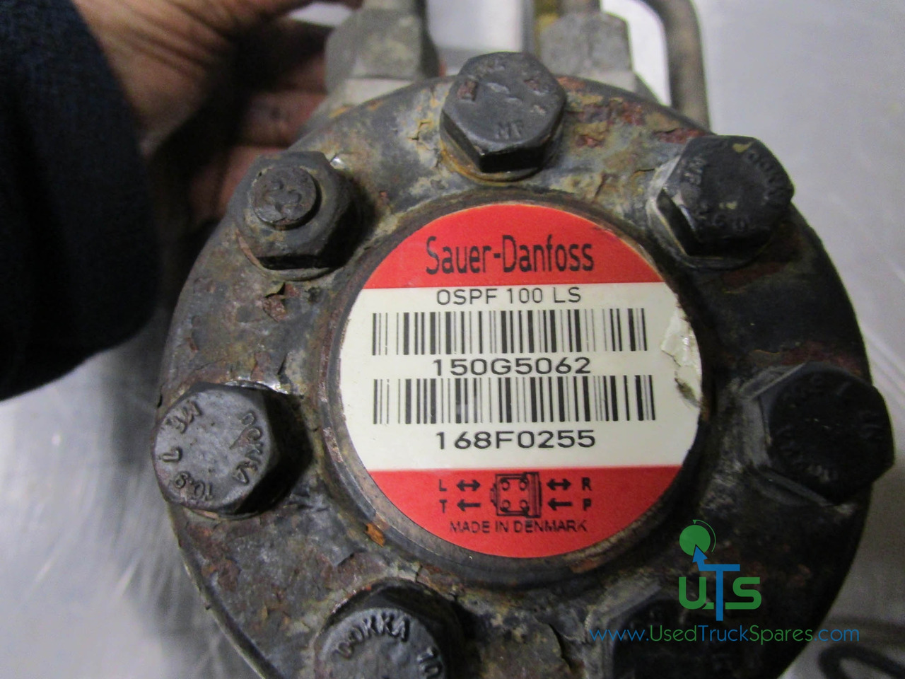 SCHMIDT SWINGO 200 POWER STEERING PUMP P/NO 150G5062 - Bomba de dirección para Vehículo municipal: foto 2 SCHMIDT SWINGO 200 POWER STEERING PUMP P/NO 150G5062 - Bomba de dirección para Vehículo municipal: foto 2