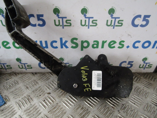 VOLVO FE THROTTLE PEDAL CONTROL UNIT P/NO 7421059642 - Unidad de control para Camión: foto 1 VOLVO FE THROTTLE PEDAL CONTROL UNIT P/NO 7421059642 - Unidad de control para Camión: foto 1