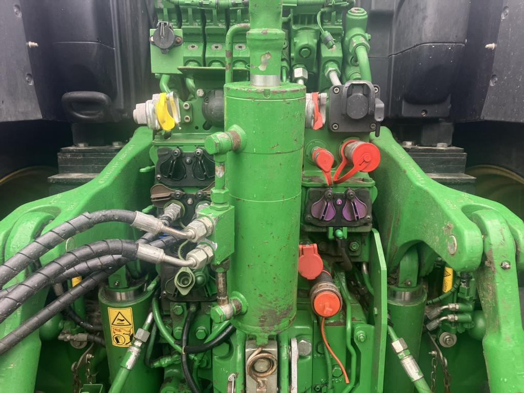 Tractor John Deere 6250R: foto 17