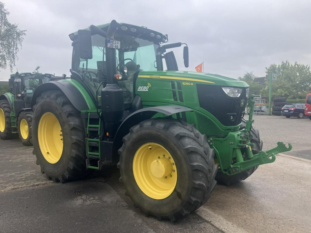 Tractor John Deere 6250R: foto 20