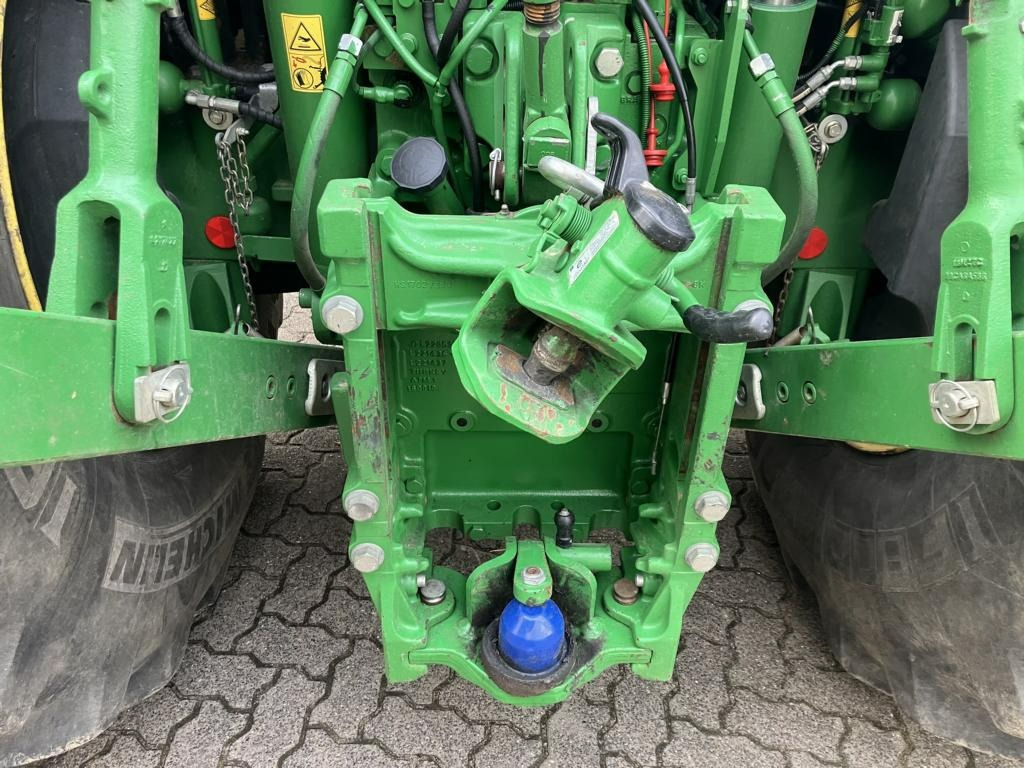 Tractor John Deere 6250R: foto 23