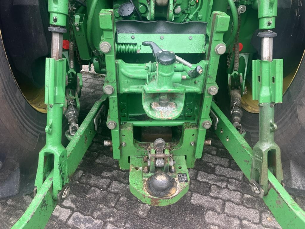 Tractor John Deere 6250R: foto 16