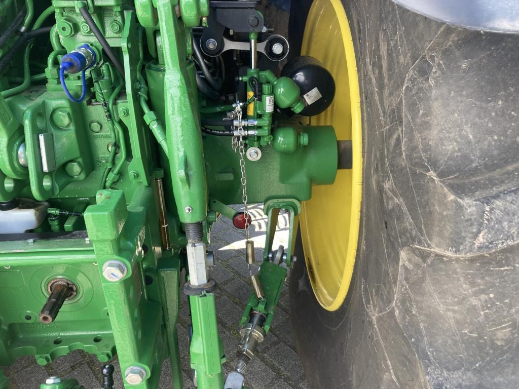 Tractor nuevo John Deere 6R215: foto 18