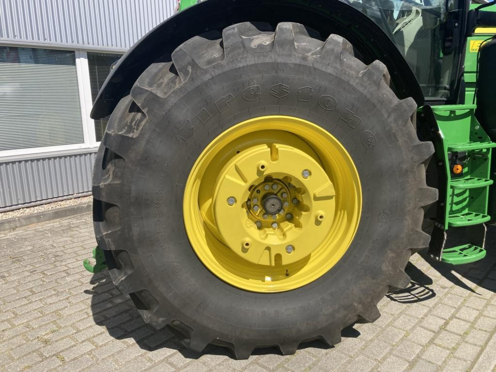 Tractor nuevo John Deere 6R215: foto 16