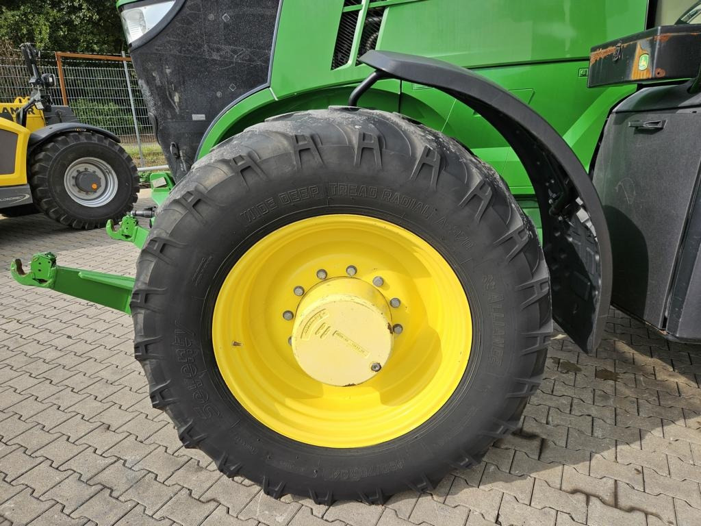 Tractor John Deere 7250R: foto 11 Tractor John Deere 7250R: foto 11