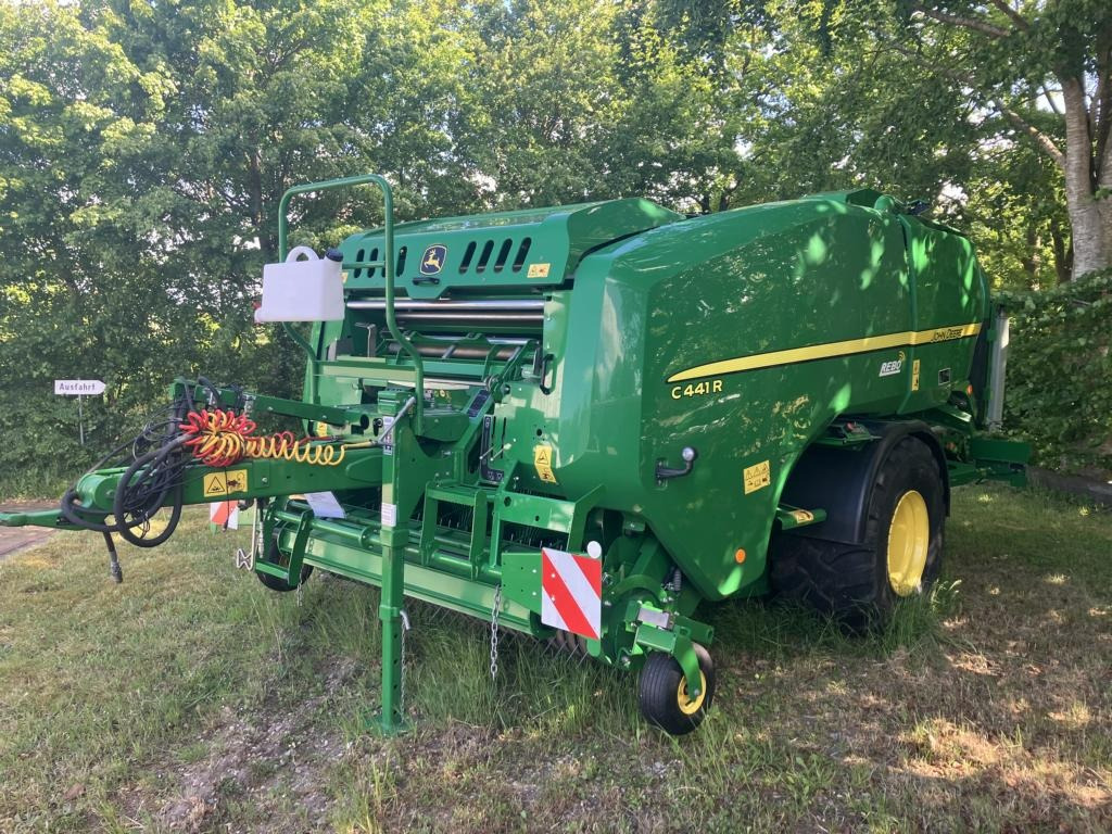John Deere FESTKAMMER-KOMBIPRESSE C441R - Maquinaria de henificación: foto 1 John Deere FESTKAMMER-KOMBIPRESSE C441R - Maquinaria de henificación: foto 1