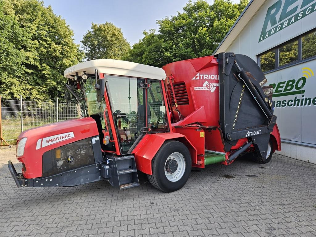 Trioliet Smarttrac TS 1-1200 - Desensiladora: foto 1 Trioliet Smarttrac TS 1-1200 - Desensiladora: foto 1