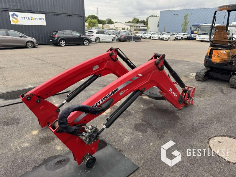 MASSEY FERGUSON FL4121 - Cargador frontal para tractor: foto 2 MASSEY FERGUSON FL4121 - Cargador frontal para tractor: foto 2