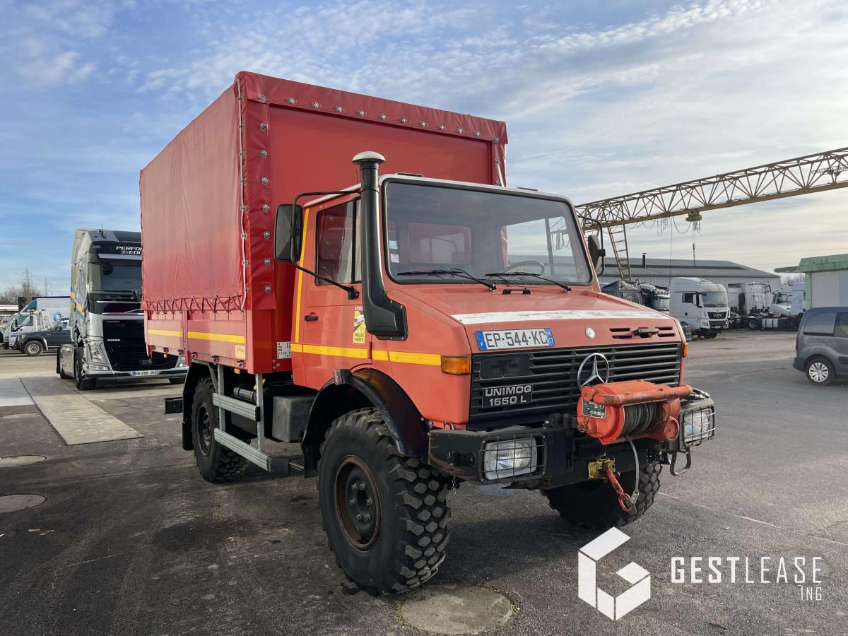 Mercedes UNIMOG 1550 L - Camión lona: foto 4 Mercedes UNIMOG 1550 L - Camión lona: foto 4