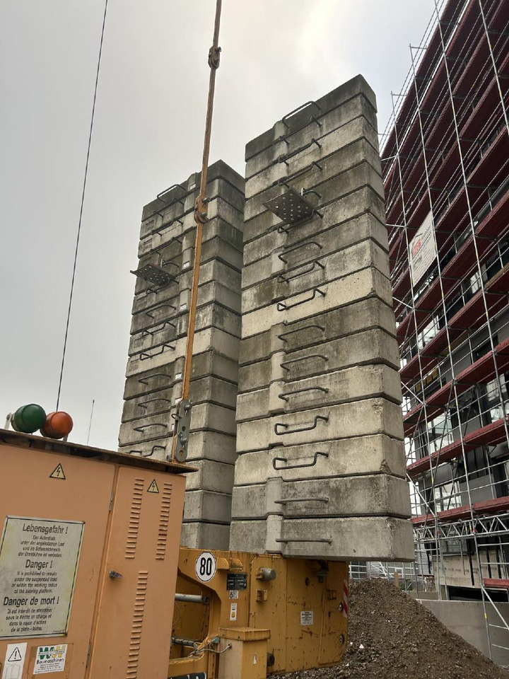 Liebherr 71k Baukran Turmdrehkran 71 K / Baujahr 2003 gebraucht - Grúa torre: foto 4 Liebherr 71k Baukran Turmdrehkran 71 K / Baujahr 2003 gebraucht - Grúa torre: foto 4