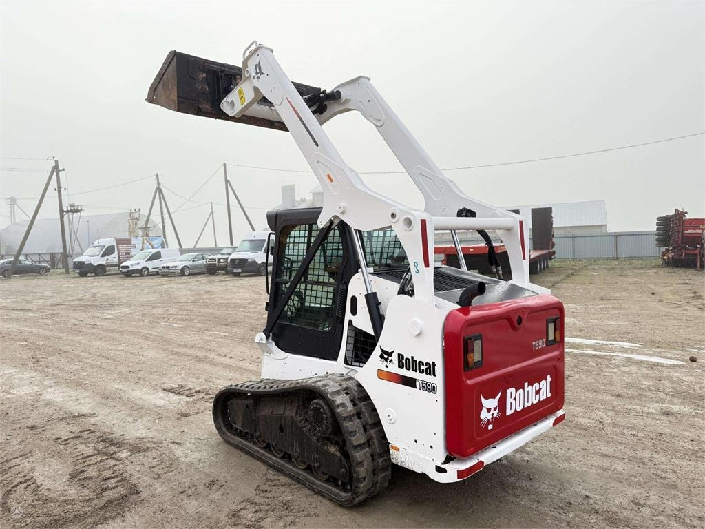 Bobcat T590 AirCondition , CE&EPA - Minicargadora de cadenas: foto 4 Bobcat T590 AirCondition , CE&EPA - Minicargadora de cadenas: foto 4