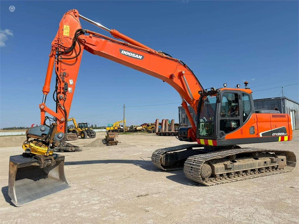 Doosan DX 225 LC ENGCON ROTOTILT TOP - Excavadora de cadenas: foto 3 Doosan DX 225 LC ENGCON ROTOTILT TOP - Excavadora de cadenas: foto 3