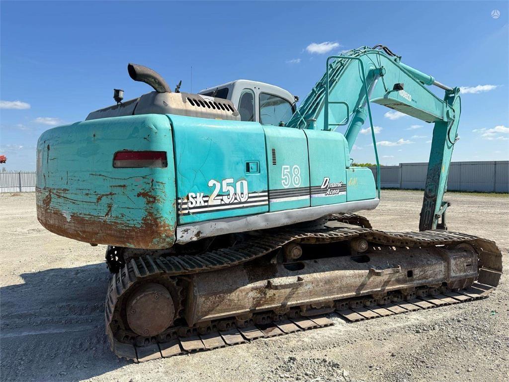 Kobelco SK 250 NLC-6 FOR SPARE PARTS  - Excavadora de cadenas: foto 3 Kobelco SK 250 NLC-6 FOR SPARE PARTS  - Excavadora de cadenas: foto 3
