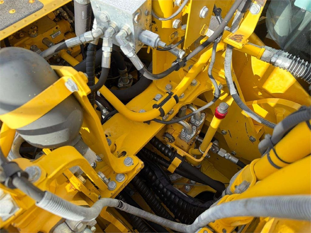 Leasing de Komatsu PC 240 LC-10 ENGCON ROTOTILT  Komatsu PC 240 LC-10 ENGCON ROTOTILT: foto 15