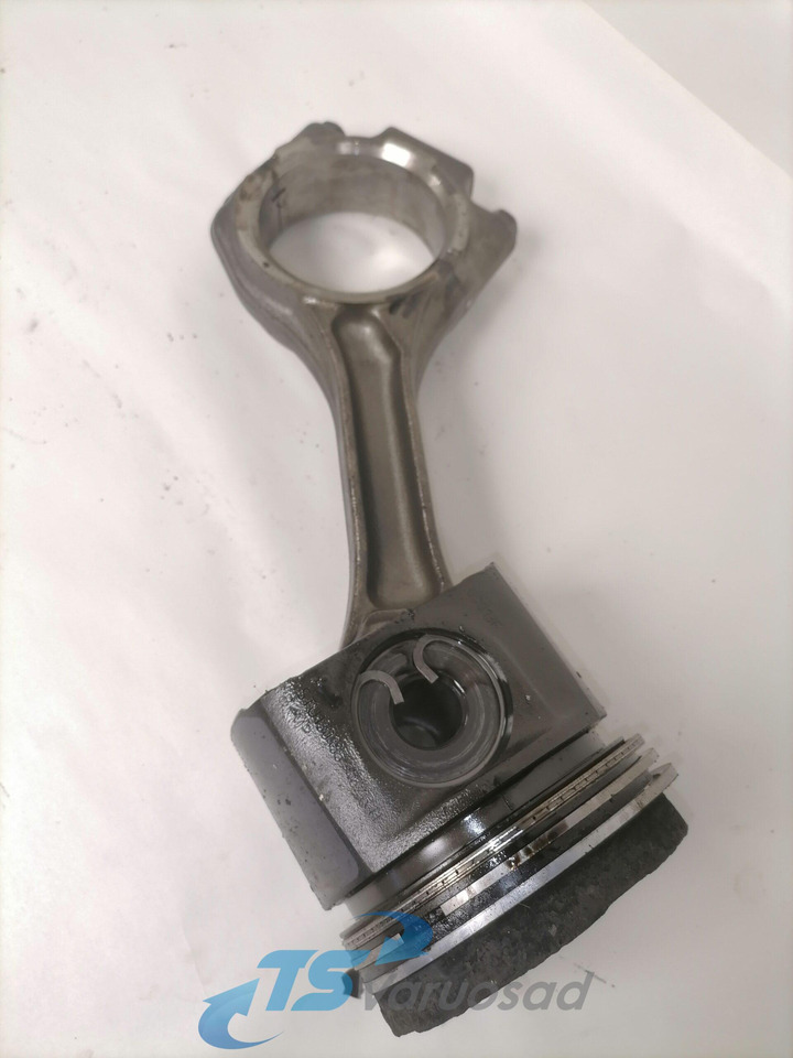 DAF Connecting rod + piston 1747552 - Pistones/ Anillos/ Bujes para Camión: foto 4 DAF Connecting rod + piston 1747552 - Pistones/ Anillos/ Bujes para Camión: foto 4