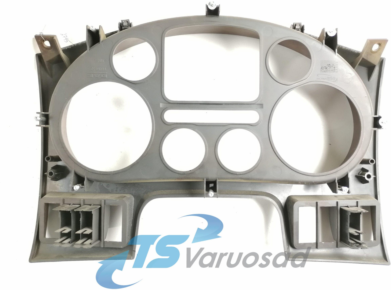 DAF Dashboard cover 1446852 - Salpicadero para Camión: foto 3 DAF Dashboard cover 1446852 - Salpicadero para Camión: foto 3