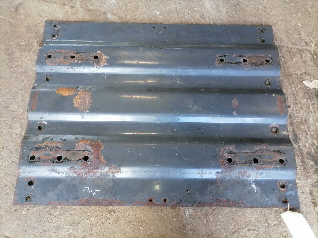 DAF Saddle plate 1377193 - Quinta rueda para Camión: foto 3 DAF Saddle plate 1377193 - Quinta rueda para Camión: foto 3