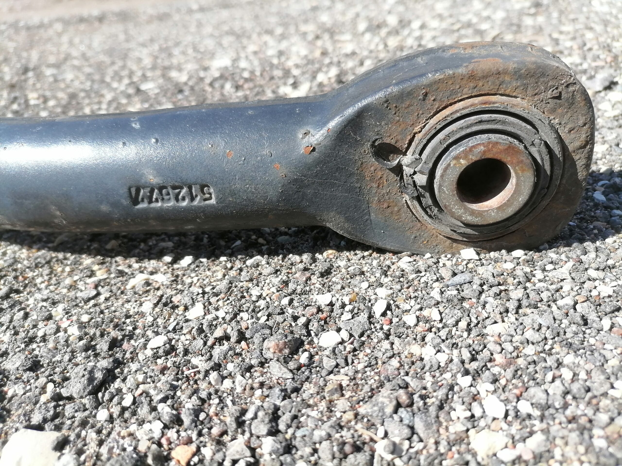 MAN Anti-roll bar 81437156074 - Barra estabilizadora para Camión: foto 4 MAN Anti-roll bar 81437156074 - Barra estabilizadora para Camión: foto 4