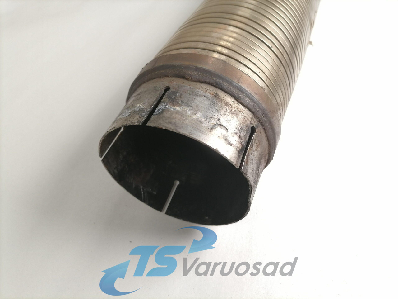 MAN Exhaust pipe 81152100114 - Silenciador para Camión: foto 3 MAN Exhaust pipe 81152100114 - Silenciador para Camión: foto 3