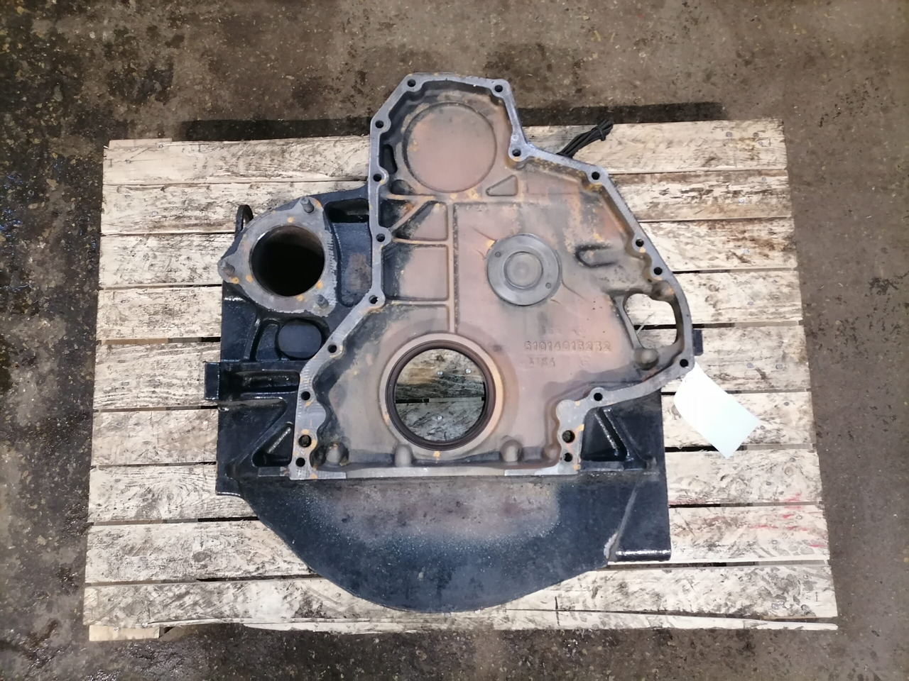 MAN Flywheel housing 51014013232 - Volante de inercia para Camión: foto 4 MAN Flywheel housing 51014013232 - Volante de inercia para Camión: foto 4