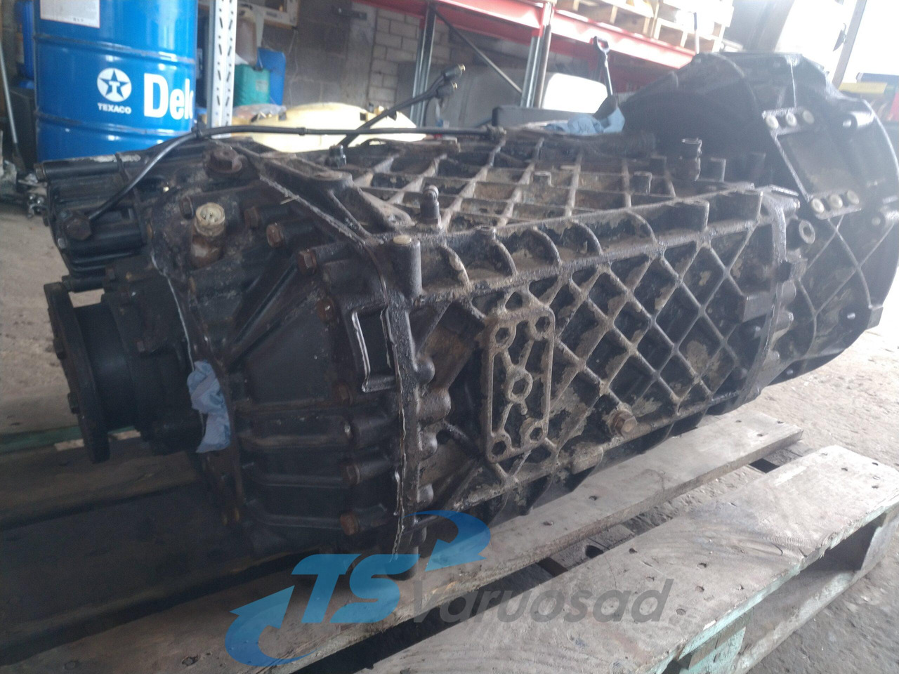 MAN Käigukast 16S-1920TD ( remonditud ) 16S2220TD - Caja de cambios y piezas para Camión: foto 3 MAN Käigukast 16S-1920TD ( remonditud ) 16S2220TD - Caja de cambios y piezas para Camión: foto 3