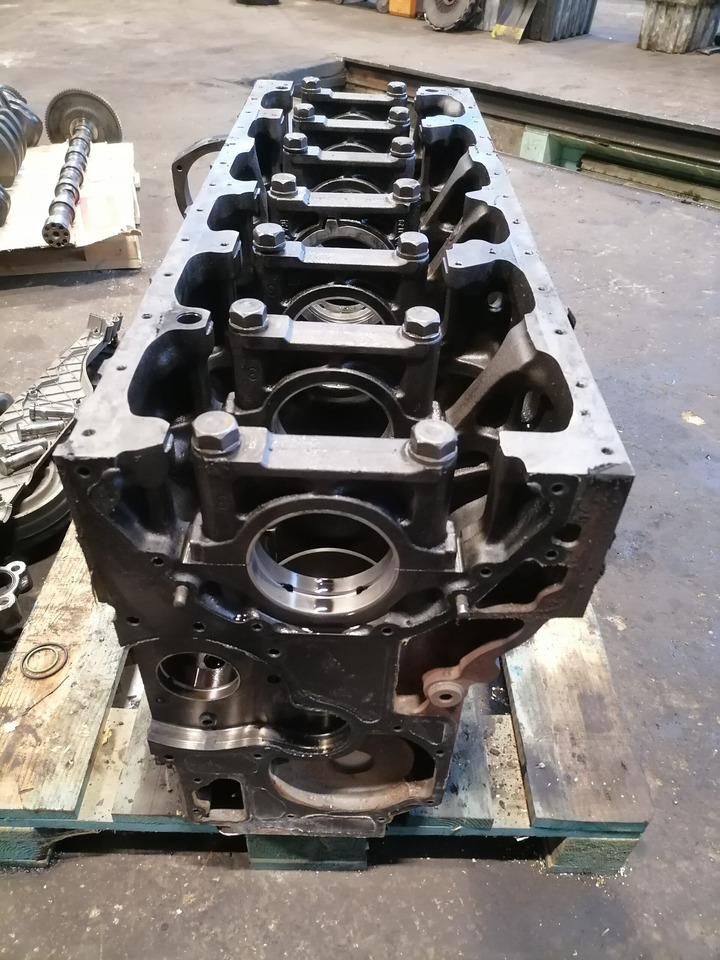 MAN Mootoriplokk MAN D2876 51011013340 - Motor y piezas para Camión: foto 5 MAN Mootoriplokk MAN D2876 51011013340 - Motor y piezas para Camión: foto 5