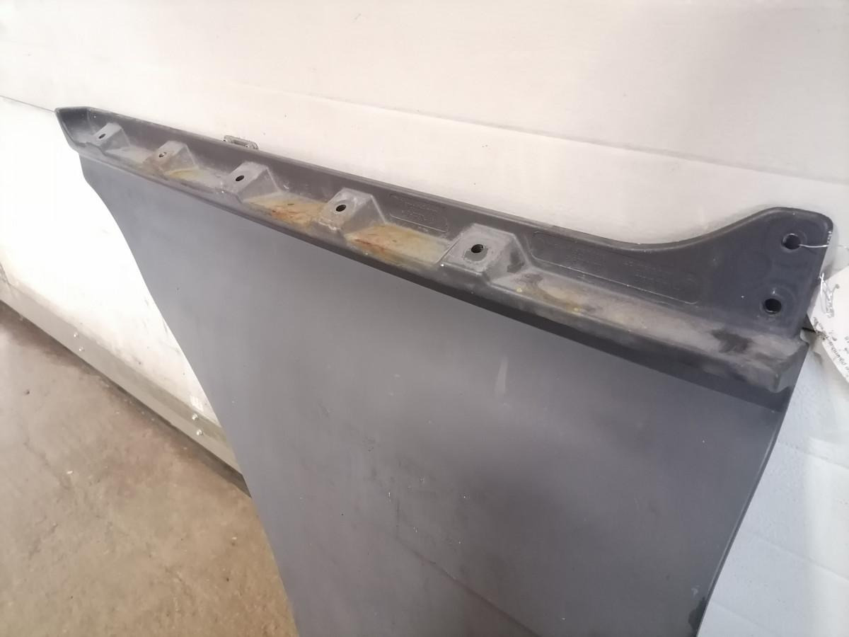 MAN Ukse pikendus, parem 81626100018 - Puerta y piezas para Camión: foto 2 MAN Ukse pikendus, parem 81626100018 - Puerta y piezas para Camión: foto 2