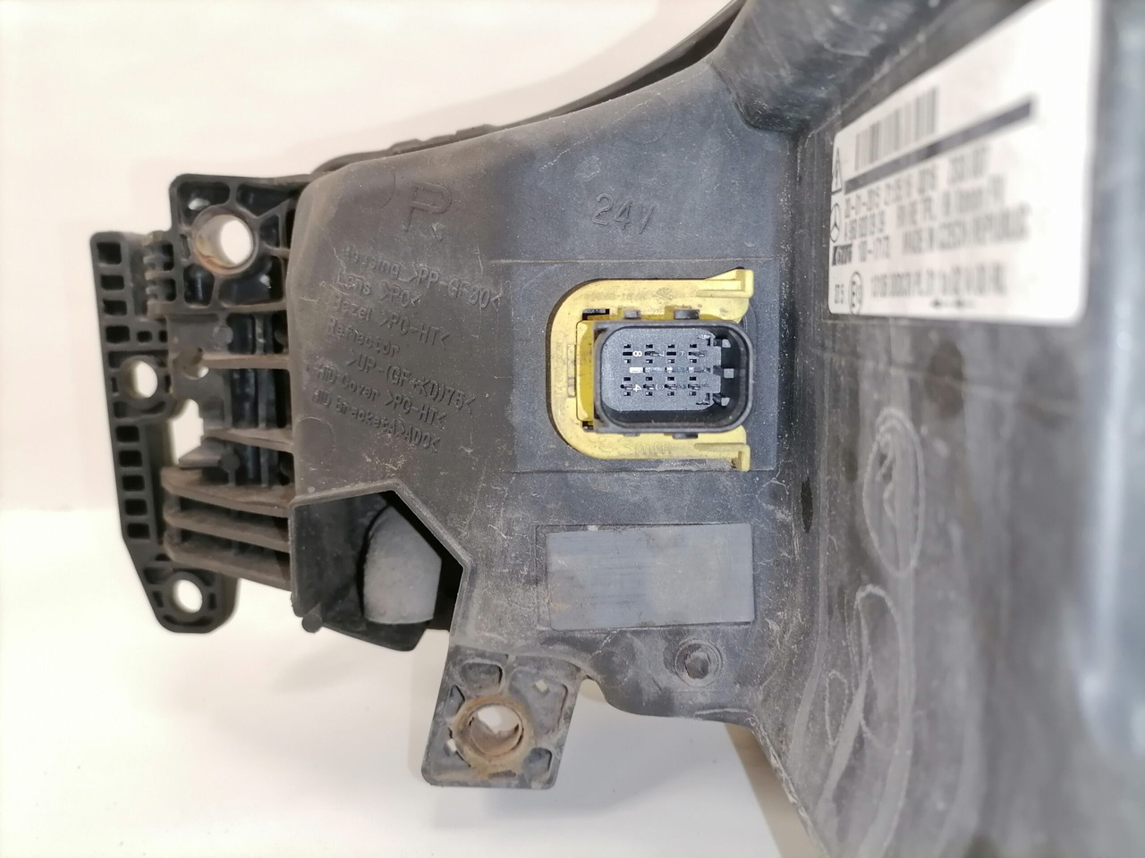 Mercedes-Benz Esituli, xenon A9608200939 - Luz/ Iluminación para Camión: foto 4 Mercedes-Benz Esituli, xenon A9608200939 - Luz/ Iluminación para Camión: foto 4