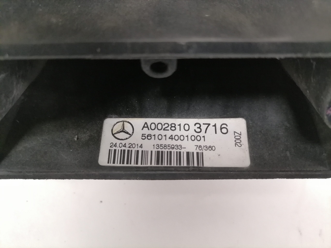 Mercedes-Benz Wheel mirror A0028103716 - Espejo retrovisor para Camión: foto 3 Mercedes-Benz Wheel mirror A0028103716 - Espejo retrovisor para Camión: foto 3