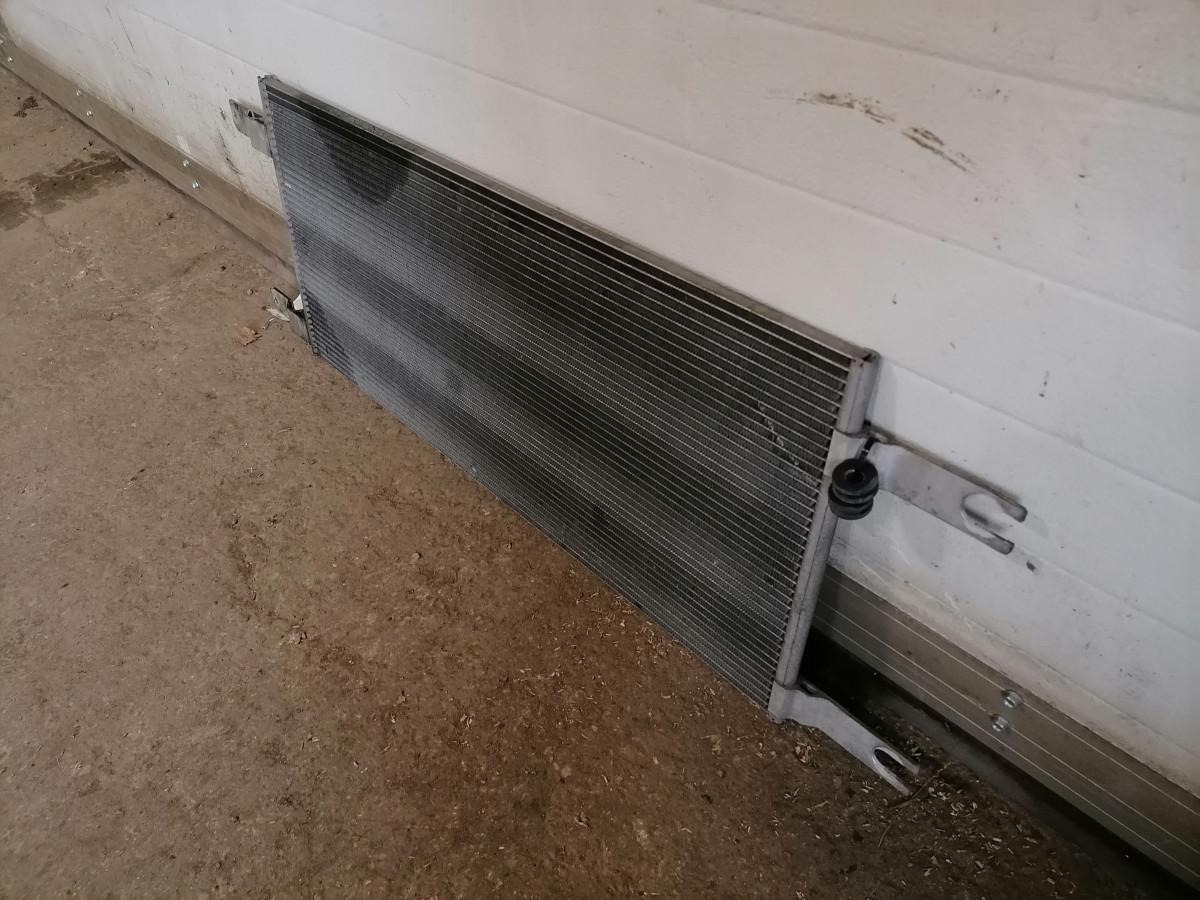 Scania A/C radiator 2715918 - Calefacción/ Ventilación para Camión: foto 4 Scania A/C radiator 2715918 - Calefacción/ Ventilación para Camión: foto 4