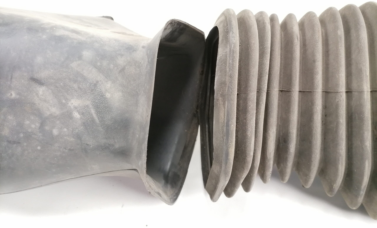 Scania Air intake 1365488 - Sistema de admisión de aire para Camión: foto 2 Scania Air intake 1365488 - Sistema de admisión de aire para Camión: foto 2