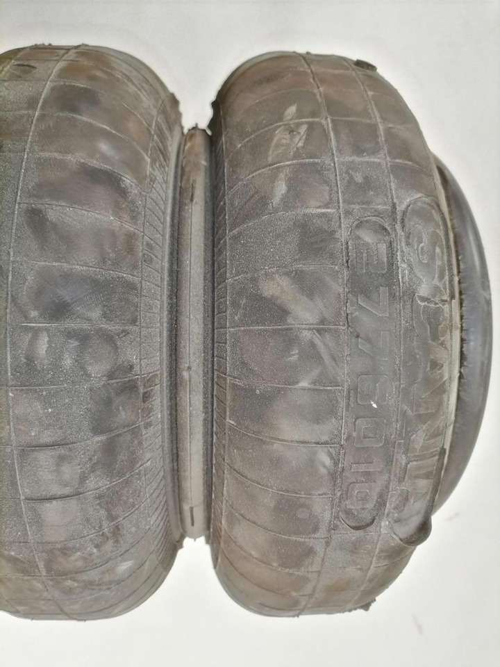 Scania Air suspension 2776010 - Suspensión neumática para Camión: foto 3 Scania Air suspension 2776010 - Suspensión neumática para Camión: foto 3